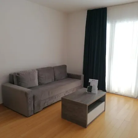 Marea 2 With Pool Access