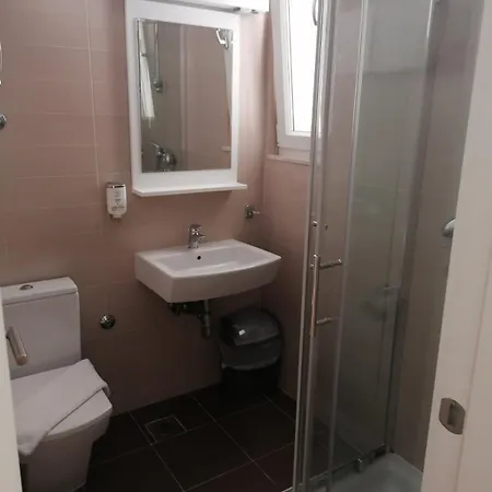 Marea 2 With Pool Access