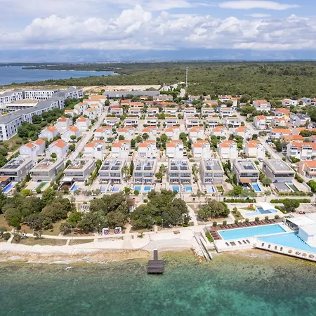 Marea 2 With Pool Access Apartment *